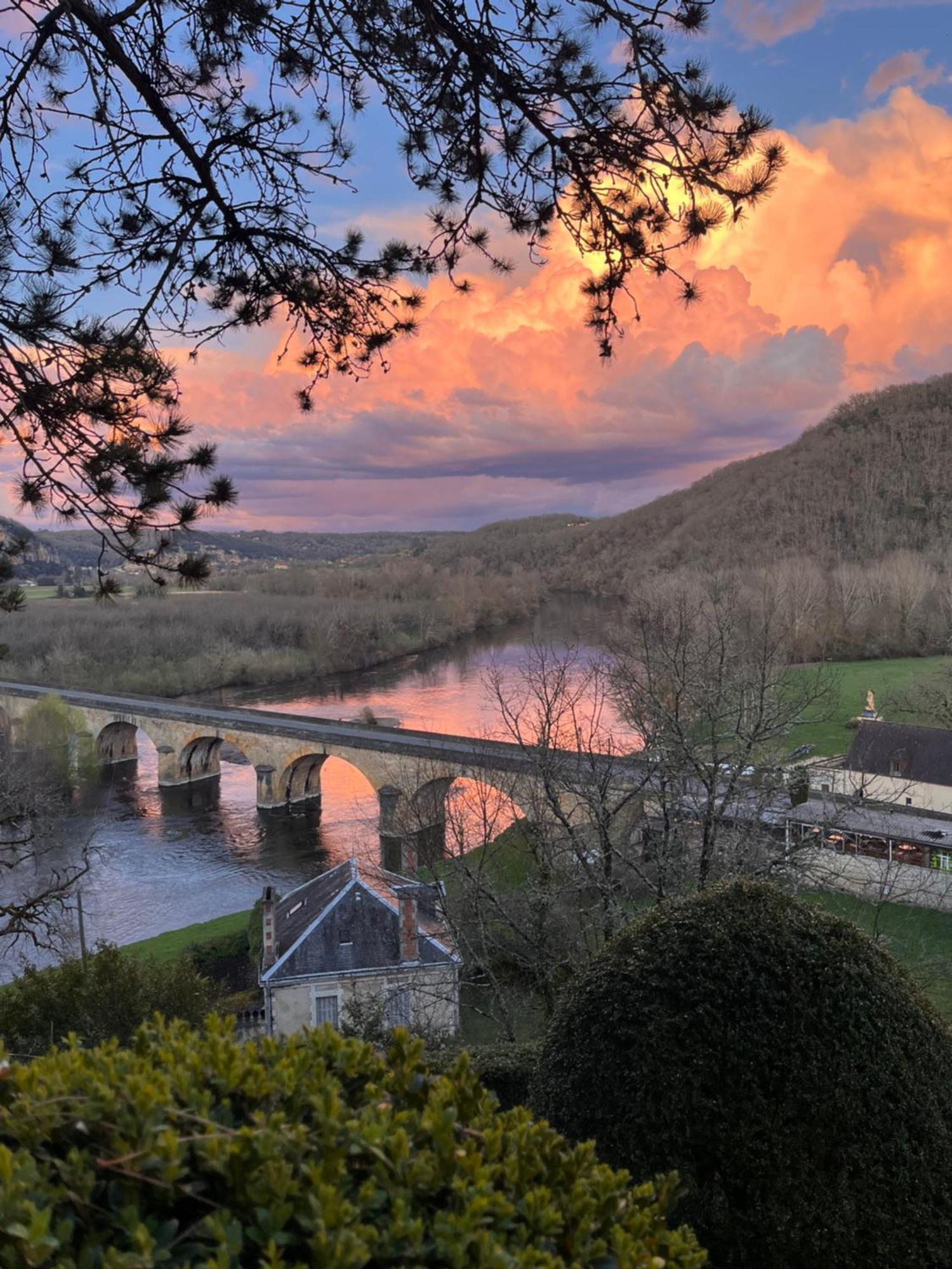Вилла Vue Magique A Castelnaud Экстерьер фото